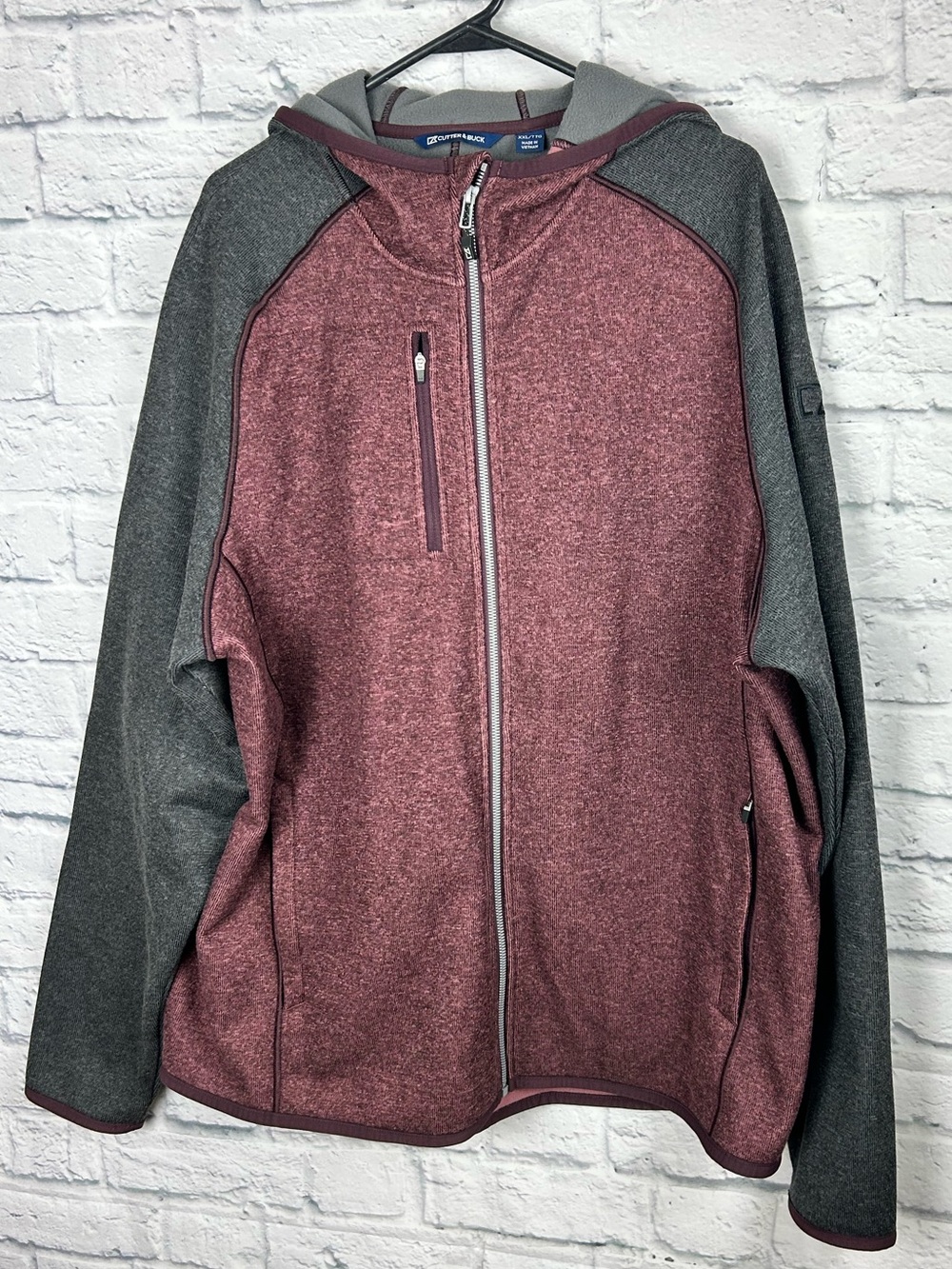 Cutter & Buck Men’s XXL Hooded Full Zip Fleece Jacket Burgundy Gray Pockets